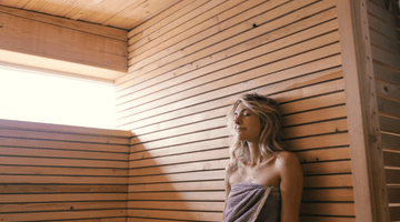 Dr. Rhonda Patrick on How to Maximize the Benefits of Sauna