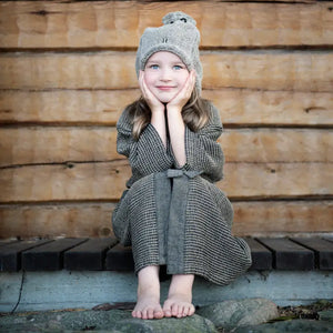 Finnleo Sauna Hat: Linen, Terry Finnleo FinnleoSaunaHat03.webp